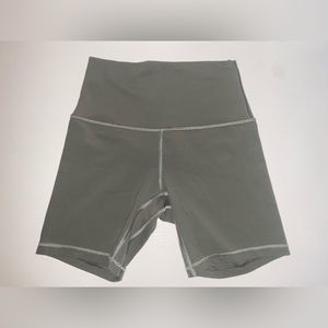 LuluLemon Align 6” Grey Sage
